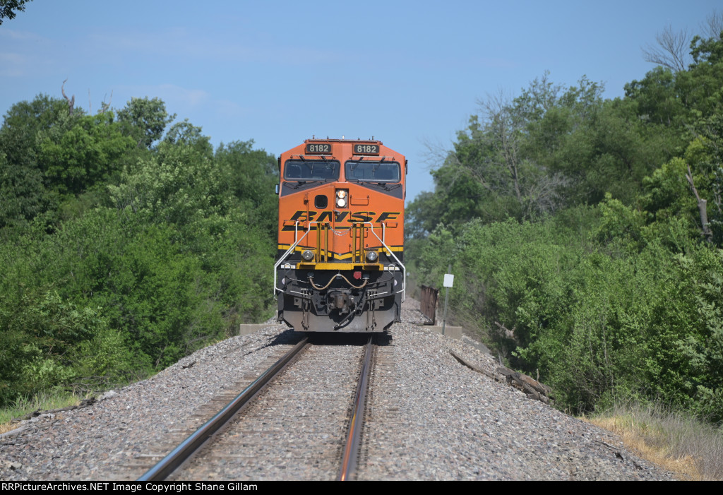 BNSF 8182 Dpu.